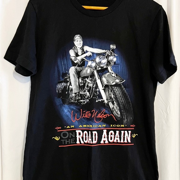 Willie Nelson An American Icon On The Road Again T Shirt Printed in Austin Texas - Picture 1 of 4